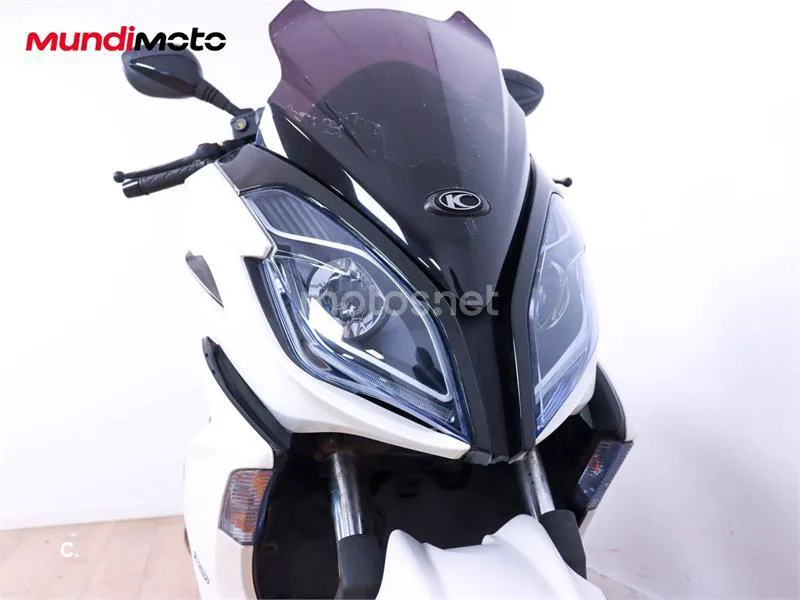 Kymco K-XCT 125i – Vista 5