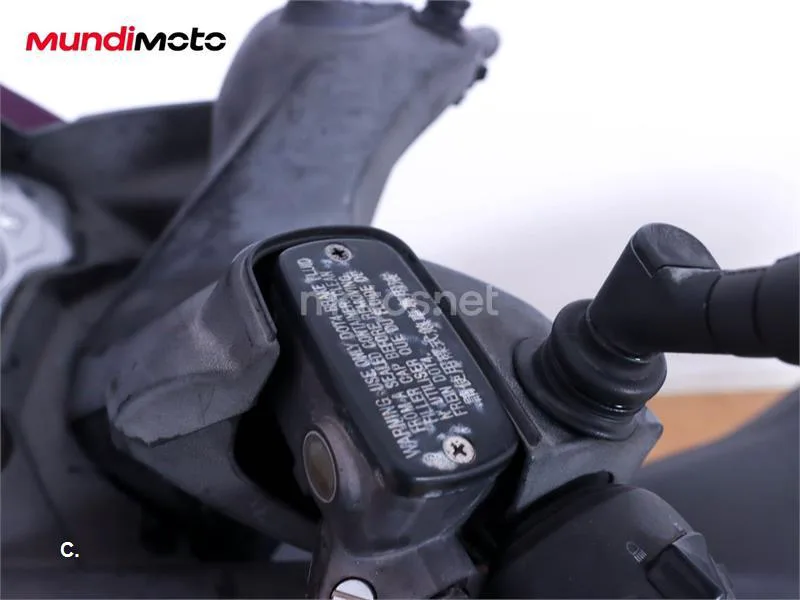 Kymco K-XCT 125i – Vista 44