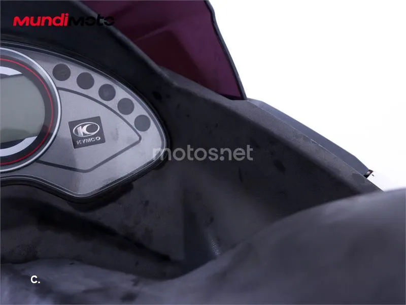 Kymco K-XCT 125i – Vista 48
