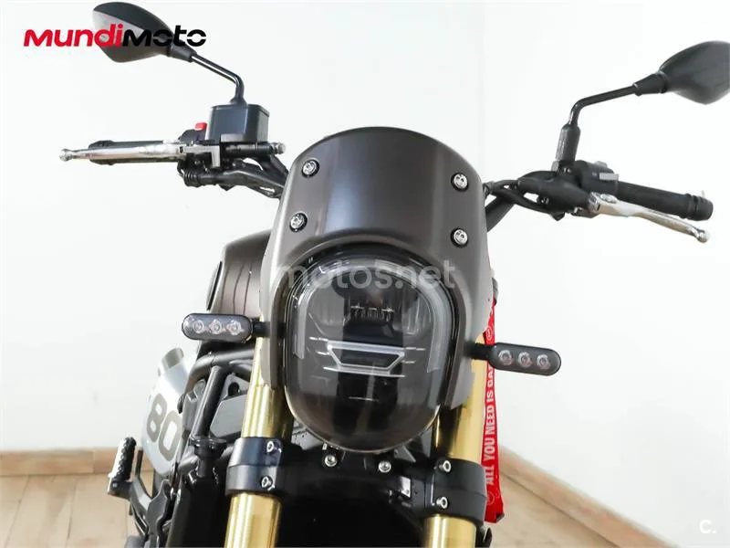 Benelli Leoncino 800 – Vista 5
