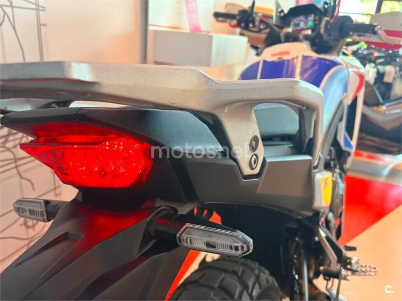 Honda XL 750 Transalp – Vista 8