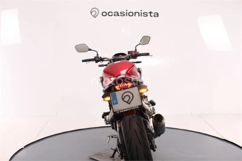 Honda CB 650 R – Vista 9
