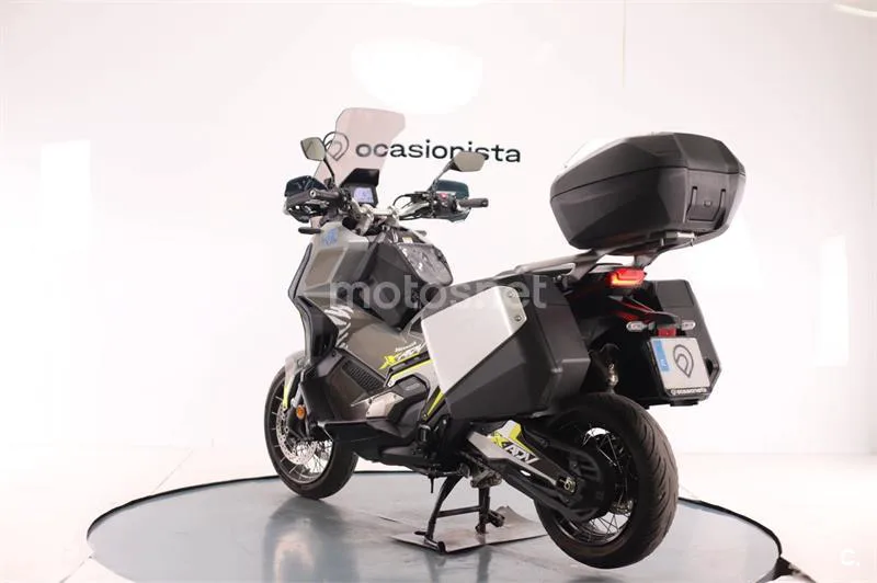 Honda X-ADV – Vista 3