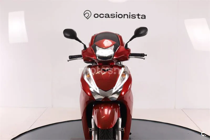 Honda SH 300i – Vista 6
