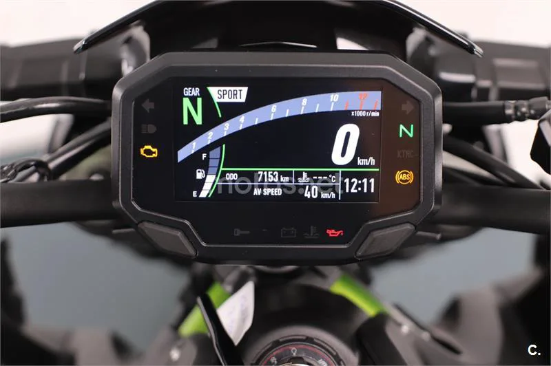 Kawasaki Z900 – Vista 5