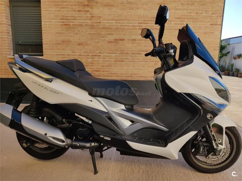 Kymco Xciting 400 – Vista 2