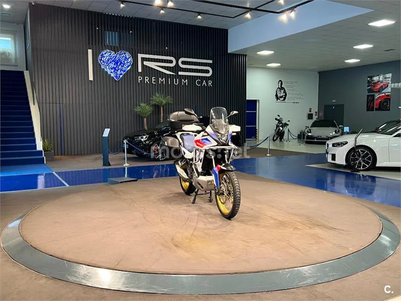 Honda XL 750 Transalp – Vista 13