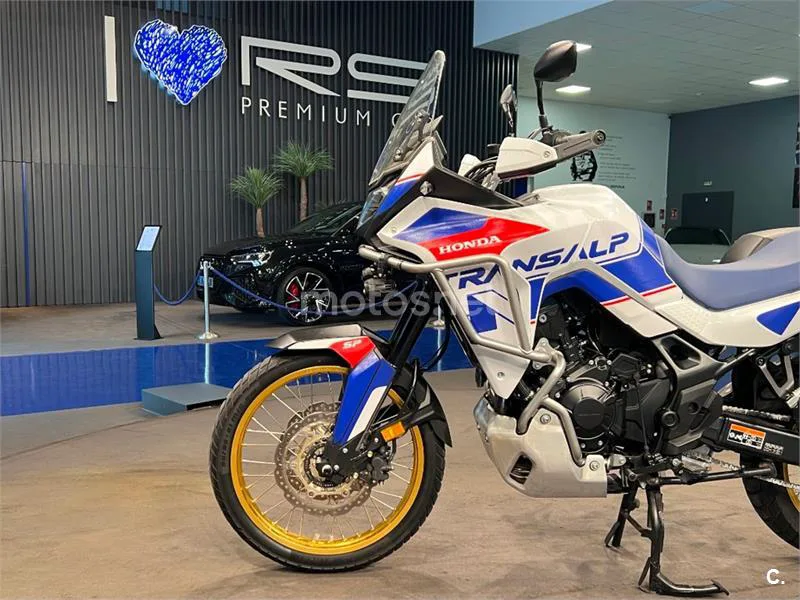 Honda XL 750 Transalp – Vista 16