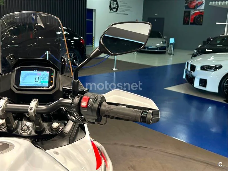Honda XL 750 Transalp – Vista 33