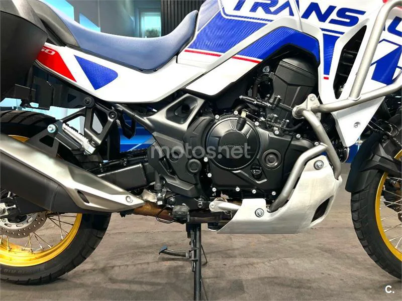 Honda XL 750 Transalp – Vista 35