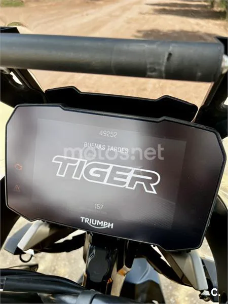 Triumph Tiger 900 – Vista 10