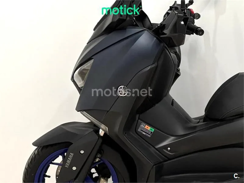 Yamaha XMAX 300 – Vista 6