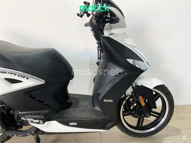 Kymco Agility City 125 – Vista 3