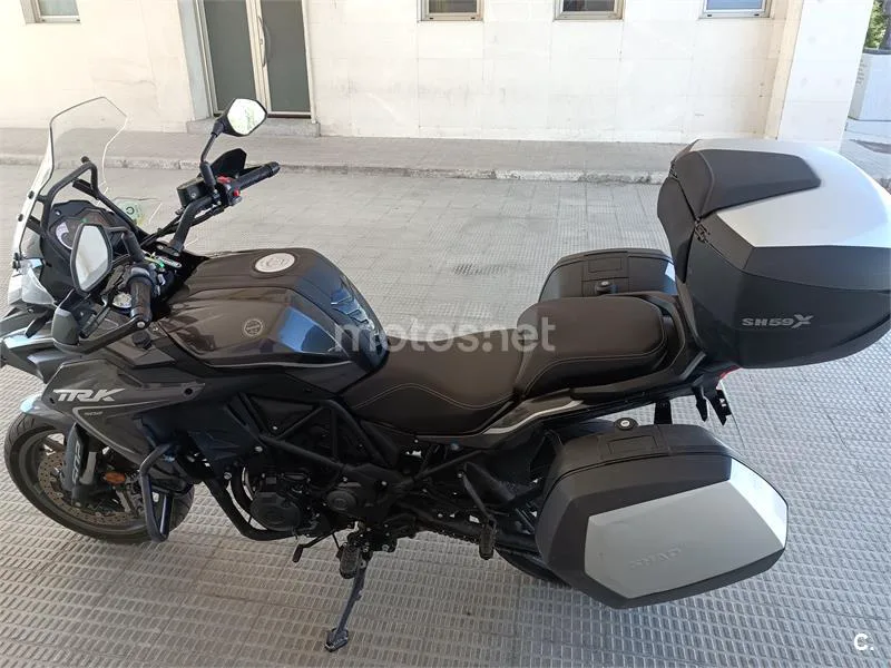 Benelli TRK 502 – Vista 2