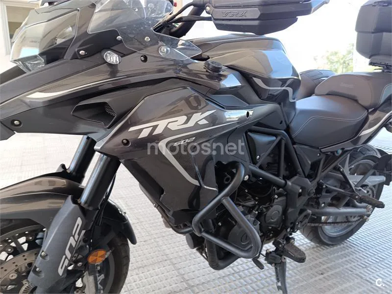 Benelli TRK 502 – Vista 4