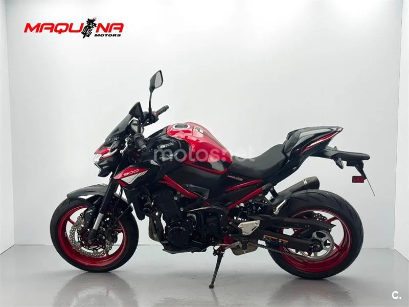 Kawasaki Z900 – Vista 15