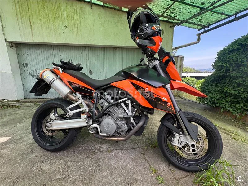 KTM 990 SM – Vista 4
