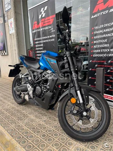 Honda CB 125 R – Vista 6