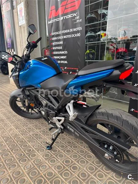 Honda CB 125 R – Vista 7