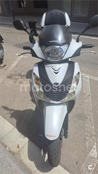 Honda SH 125i – Vista 2