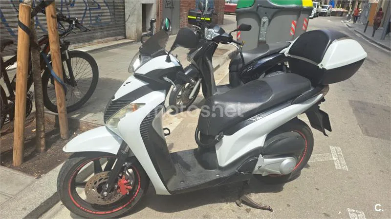 Honda SH 125i – Vista 4