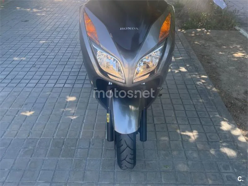 Honda NSS 300 Forza – Vista 2
