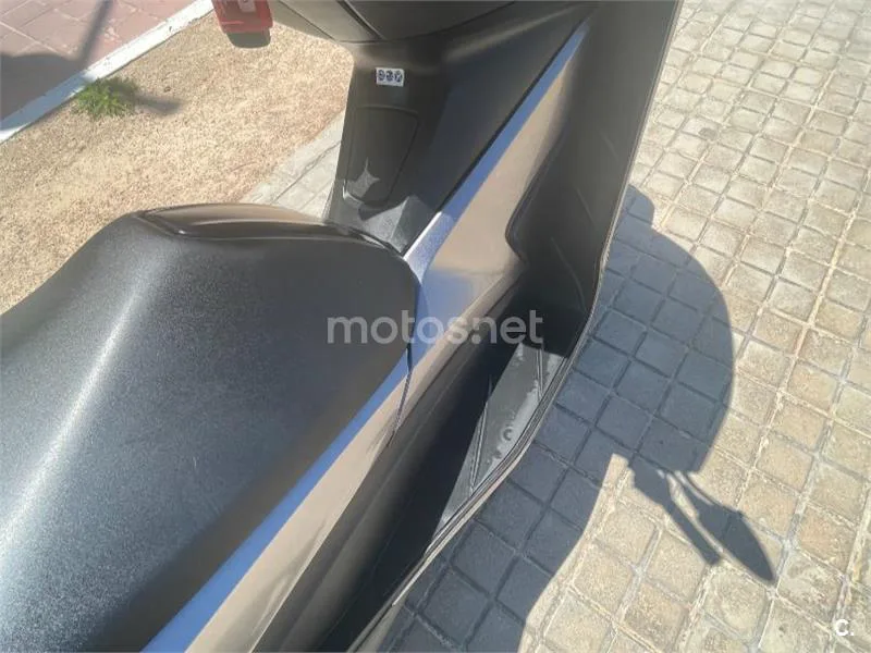 Honda NSS 300 Forza – Vista 8