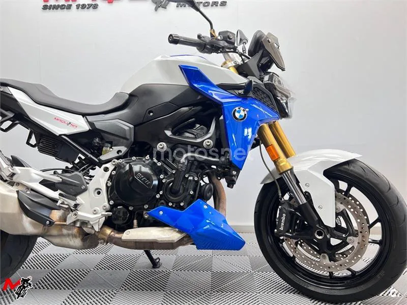 BMW F 900 R – Vista 3