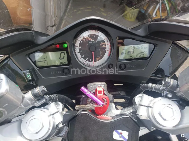Honda VFR 800 – Vista 8