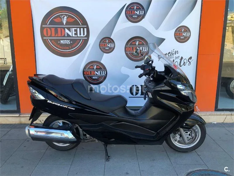 Suzuki Burgman 400 – Vista 9