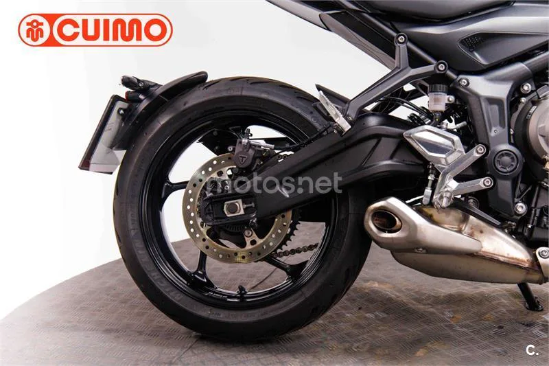 Triumph Trident 660 – Vista 14