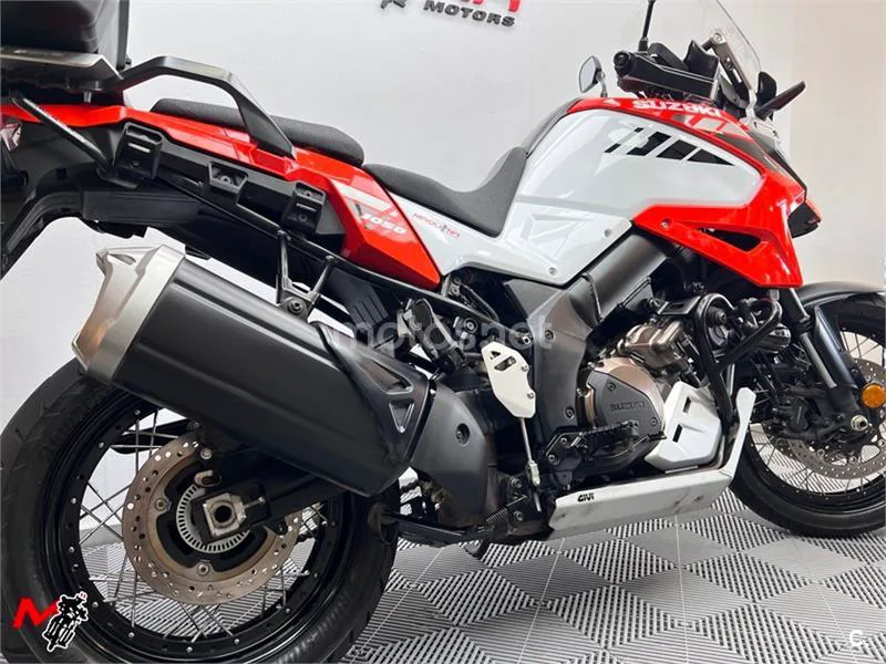 Suzuki V-Strom 1050 – Vista 5