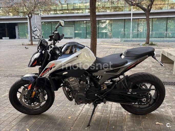 KTM 790 – Vista 5