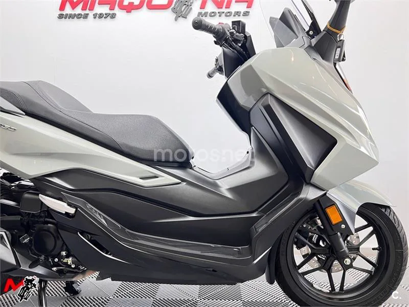 Honda Forza 350 – Vista 3
