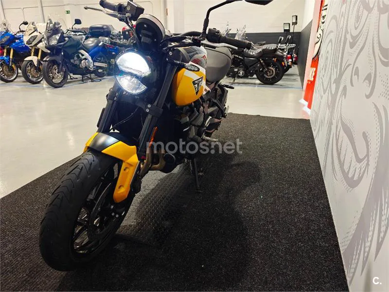 Triumph Trident 660 – Vista 6