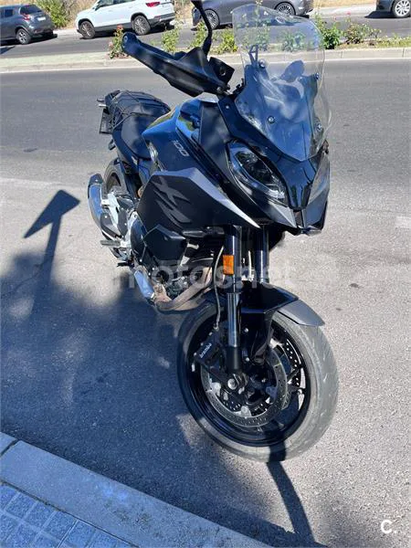 BMW F 900 XR – Vista 6