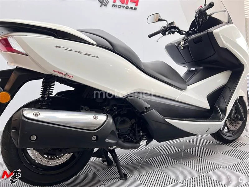 Honda Forza 300 – Vista 5