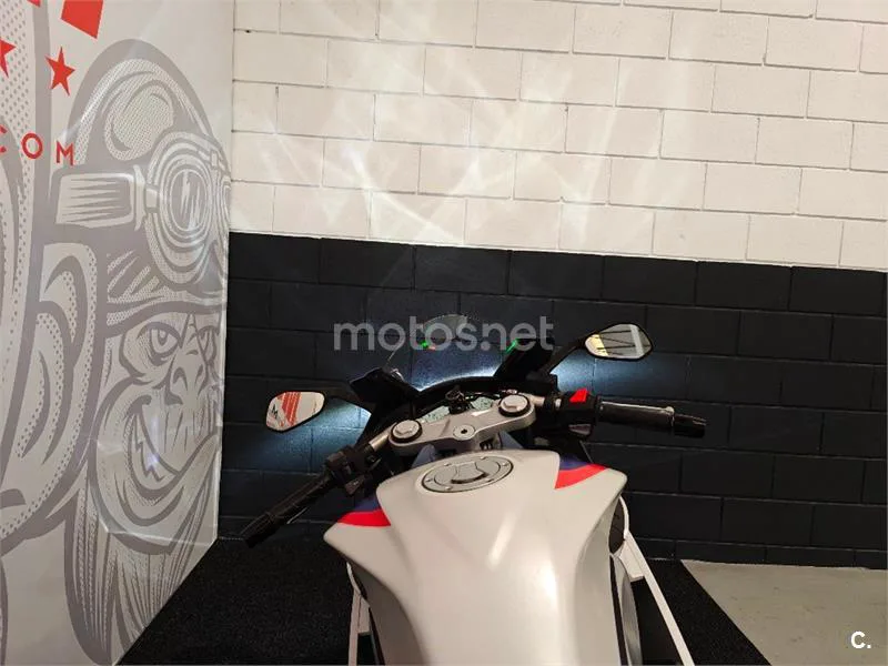 Aprilia RS 125 – Vista 7