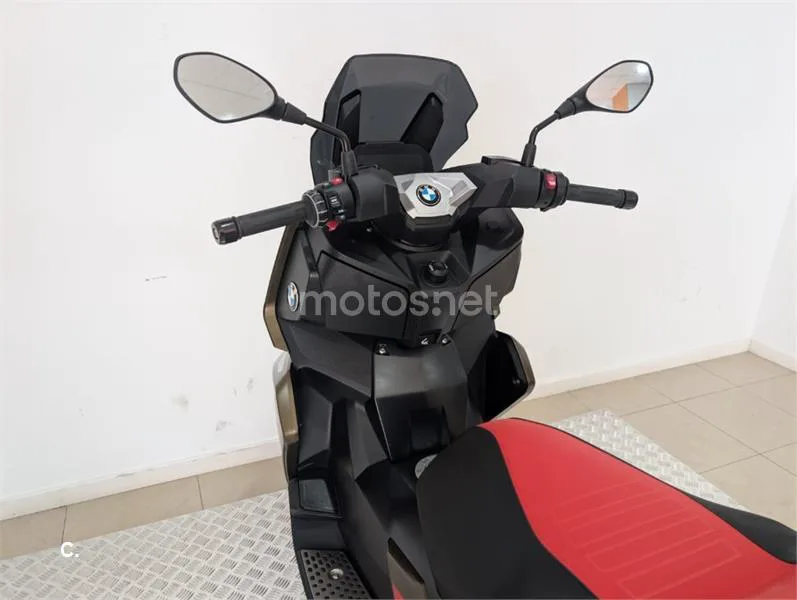 BMW C 400 X – Vista 12
