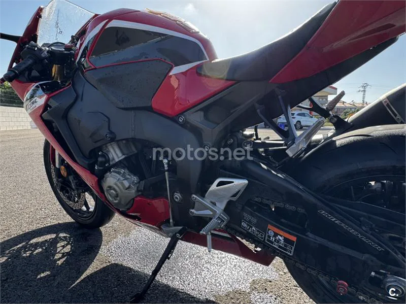 Honda CBR 1000 RR Fireblade – Vista 13