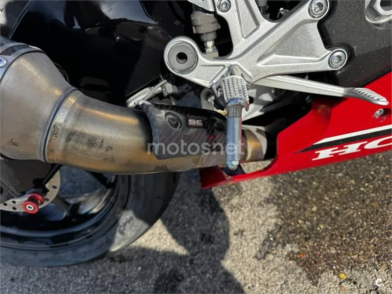 Honda CBR 1000 RR Fireblade – Vista 5