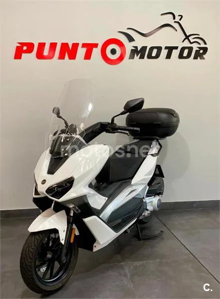Keeway Vieste 300 – Vista 3