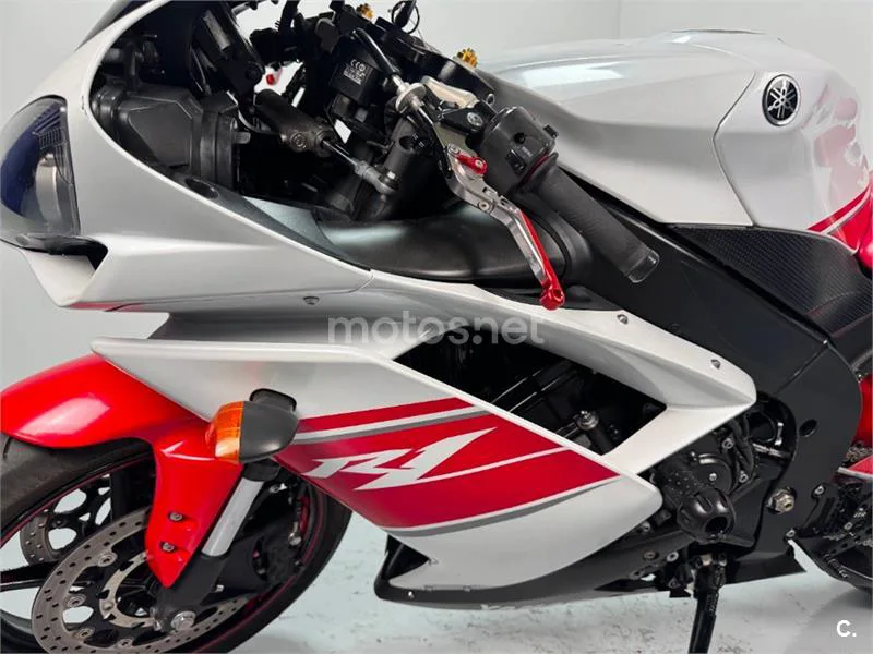 Yamaha R1 – Vista 5