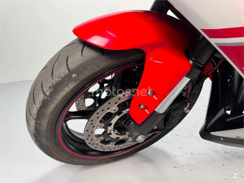 Yamaha R1 – Vista 6