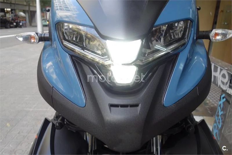 Yamaha Tricity – Vista 15