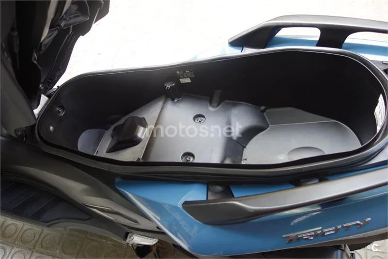 Yamaha Tricity – Vista 17