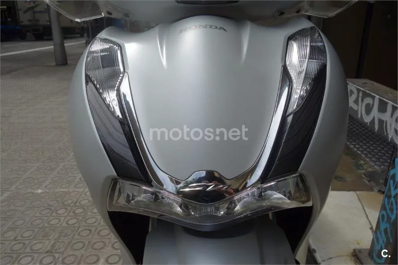 Honda SH 350i – Vista 11