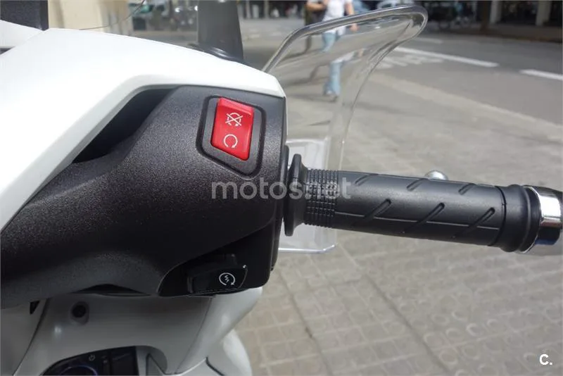 Honda SH 350i – Vista 14