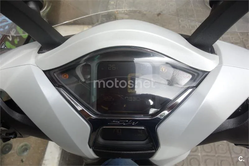 Honda SH 350i – Vista 8