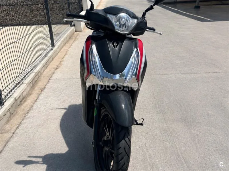Honda SH 125i – Vista 3